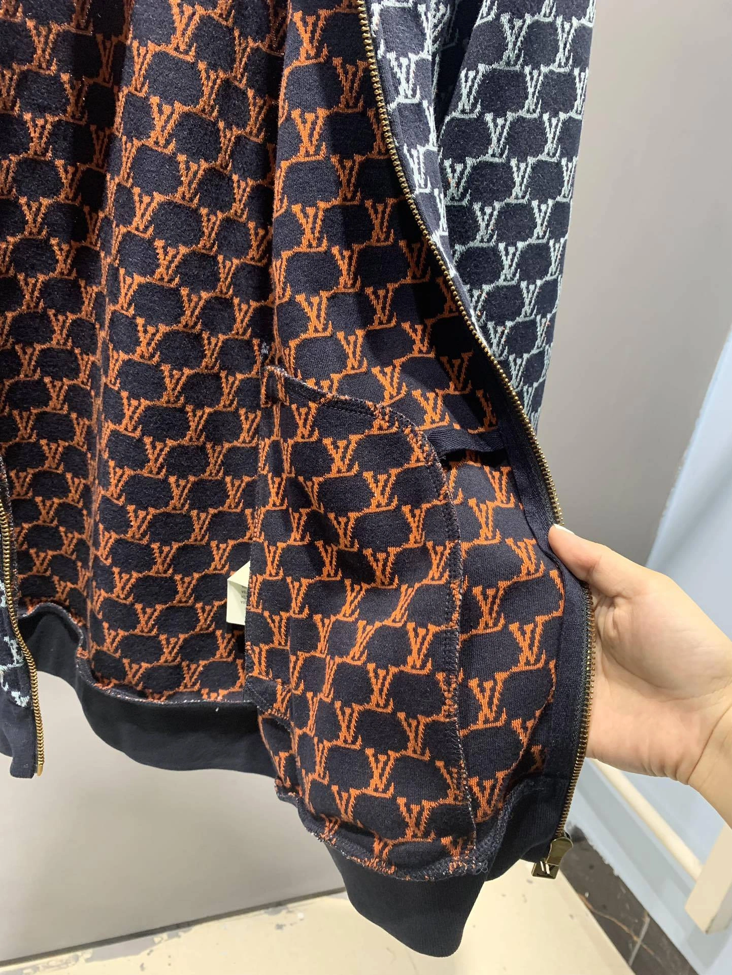 wg.luxury- 8V oversized item:D-F431J5508